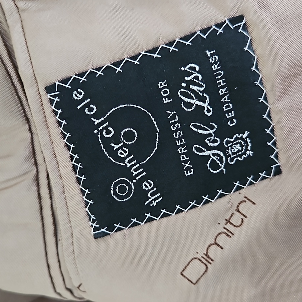 Jacket - Picture 3 of 4